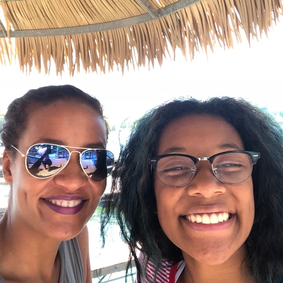 Meet your Posher, Laddavan - Picture 3 of 7